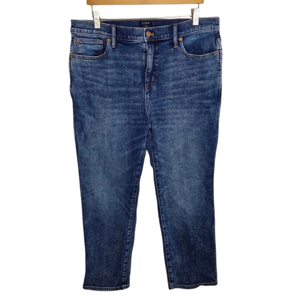 J. Crew Factory | Classic Vintage Petite Straight Leg Jeans Size 32P - Picture 1 of 4